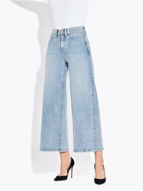 AYR light wash wide-leg jeans - The Must